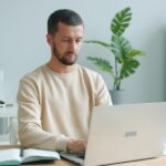 個人事業主がAIを活用するメリットとは？小さな事業こそ使いたい理由
