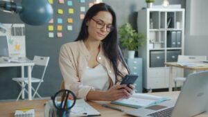 AIで業務時間を減らすには?個人事業主が見直したい作業